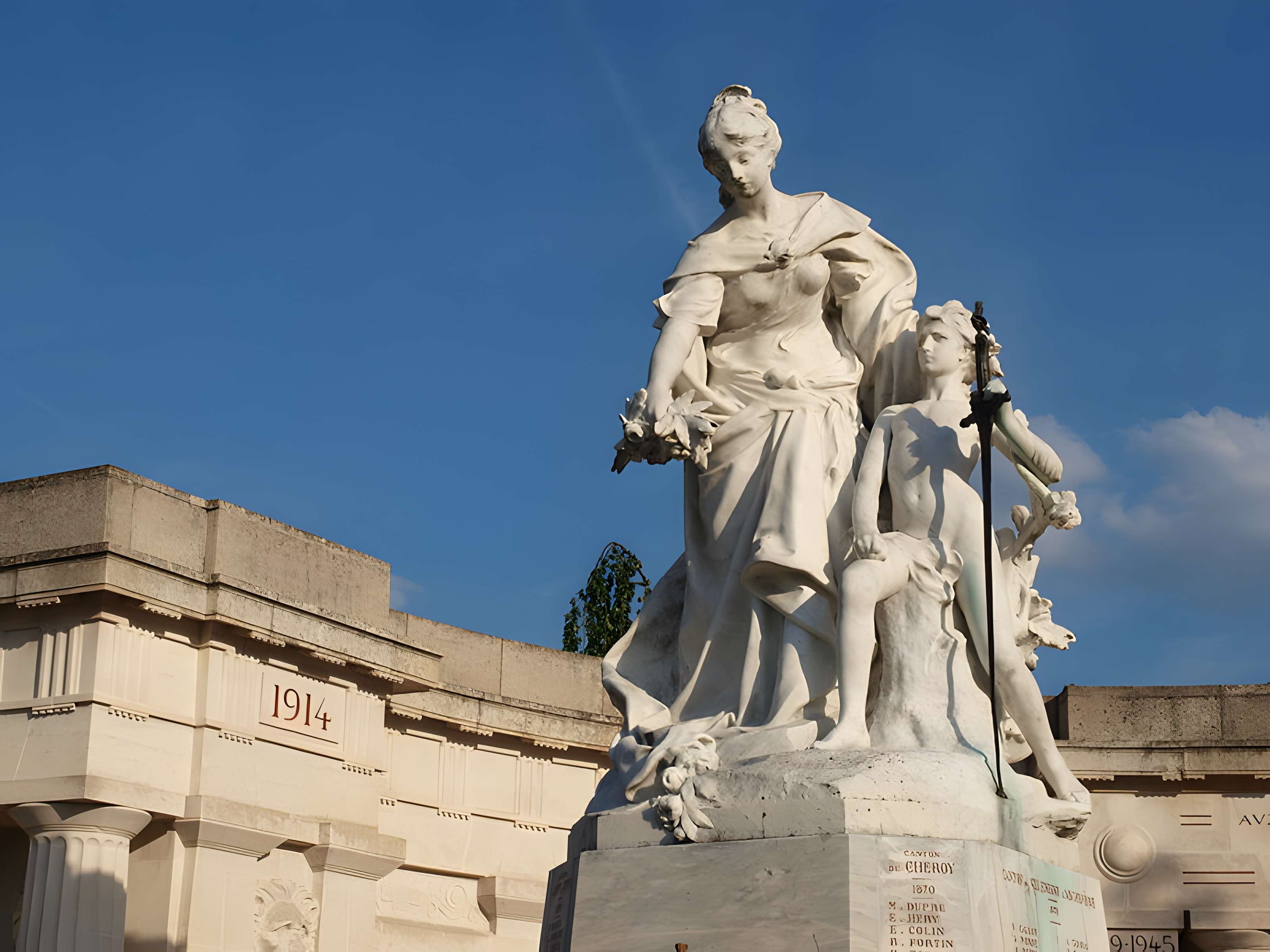 Monument aux morts de l'arrondissement de Sens