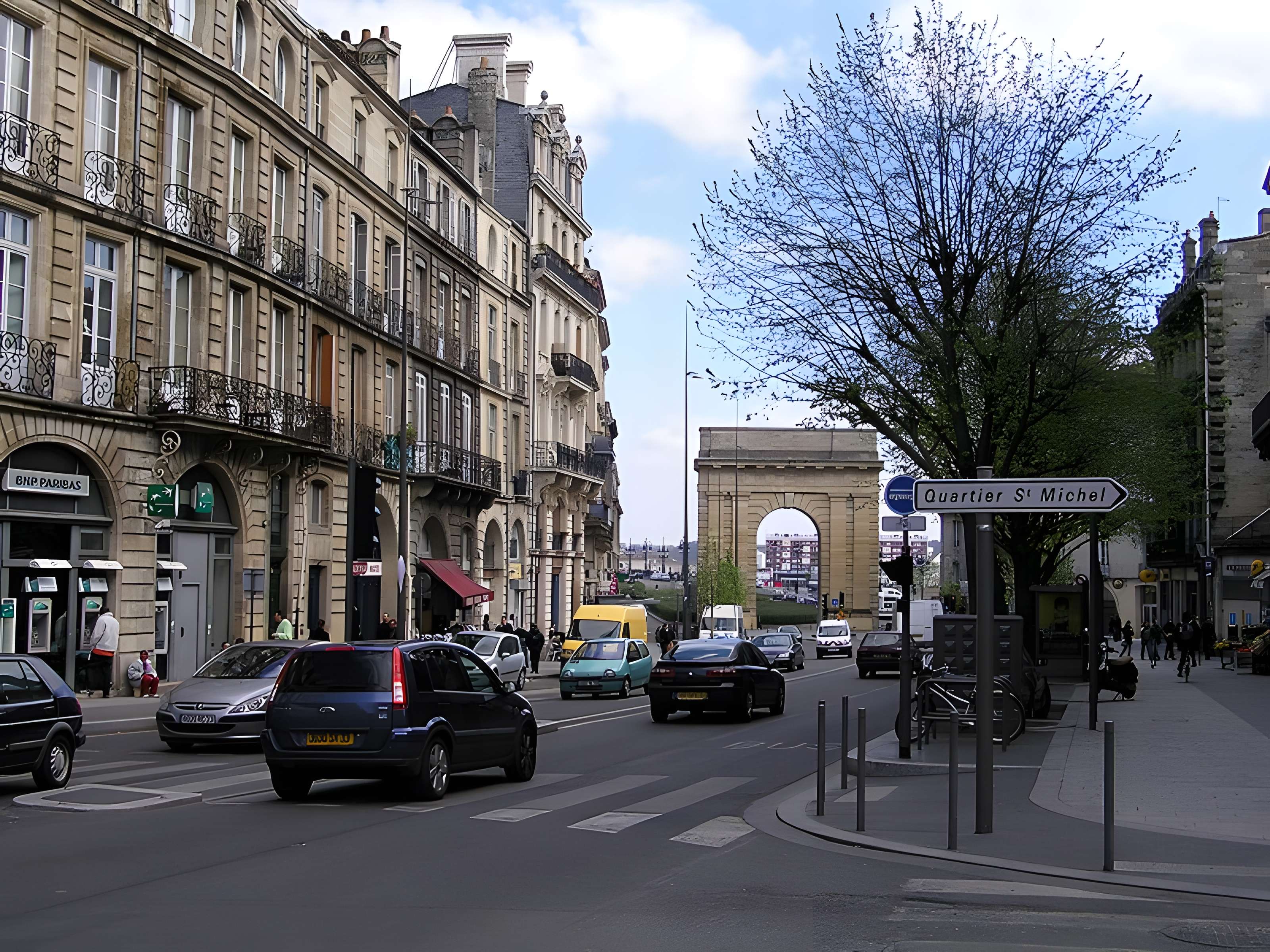 Porte de Bourgogne à Bordeaux