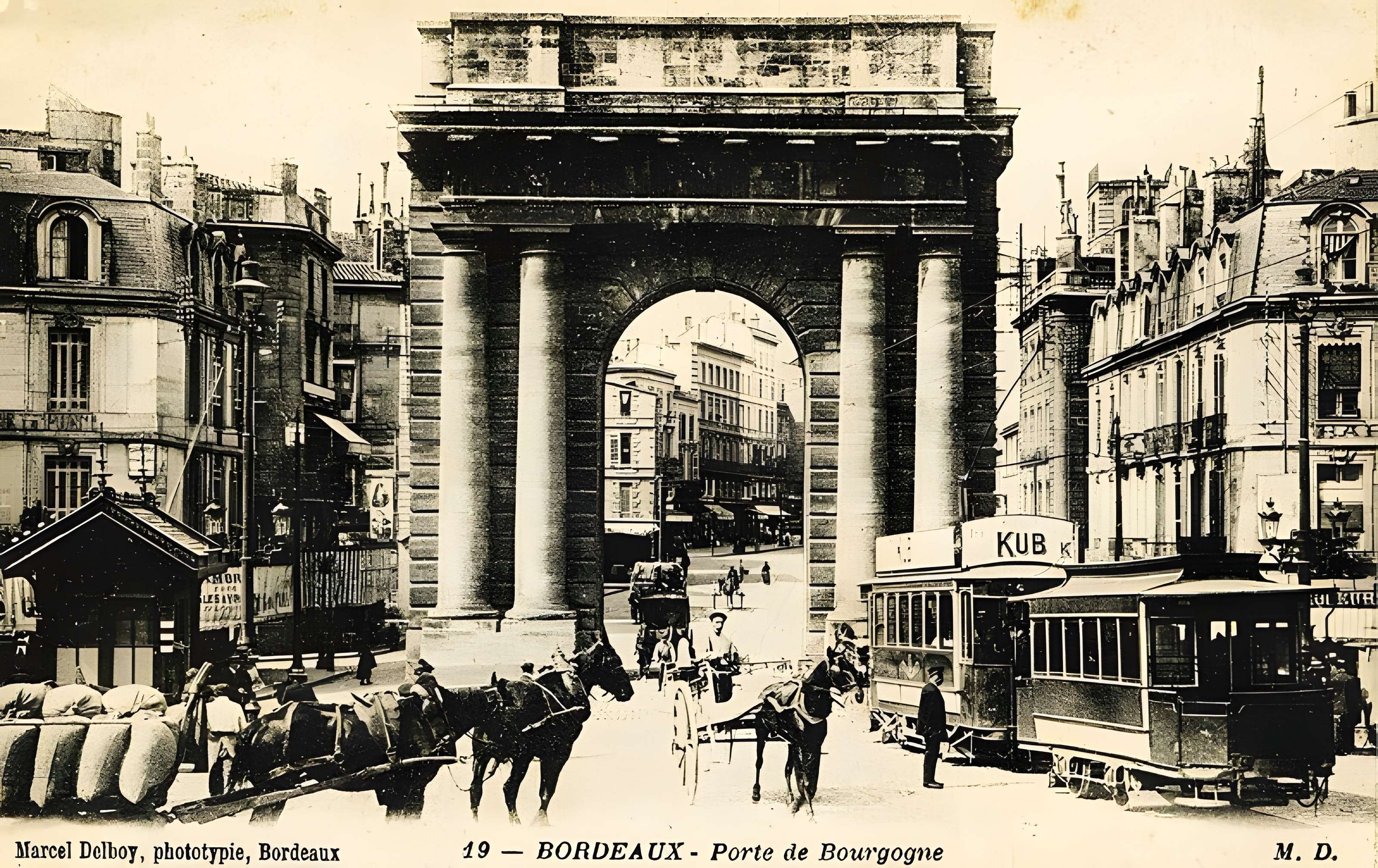 Porte de Bourgogne à Bordeaux