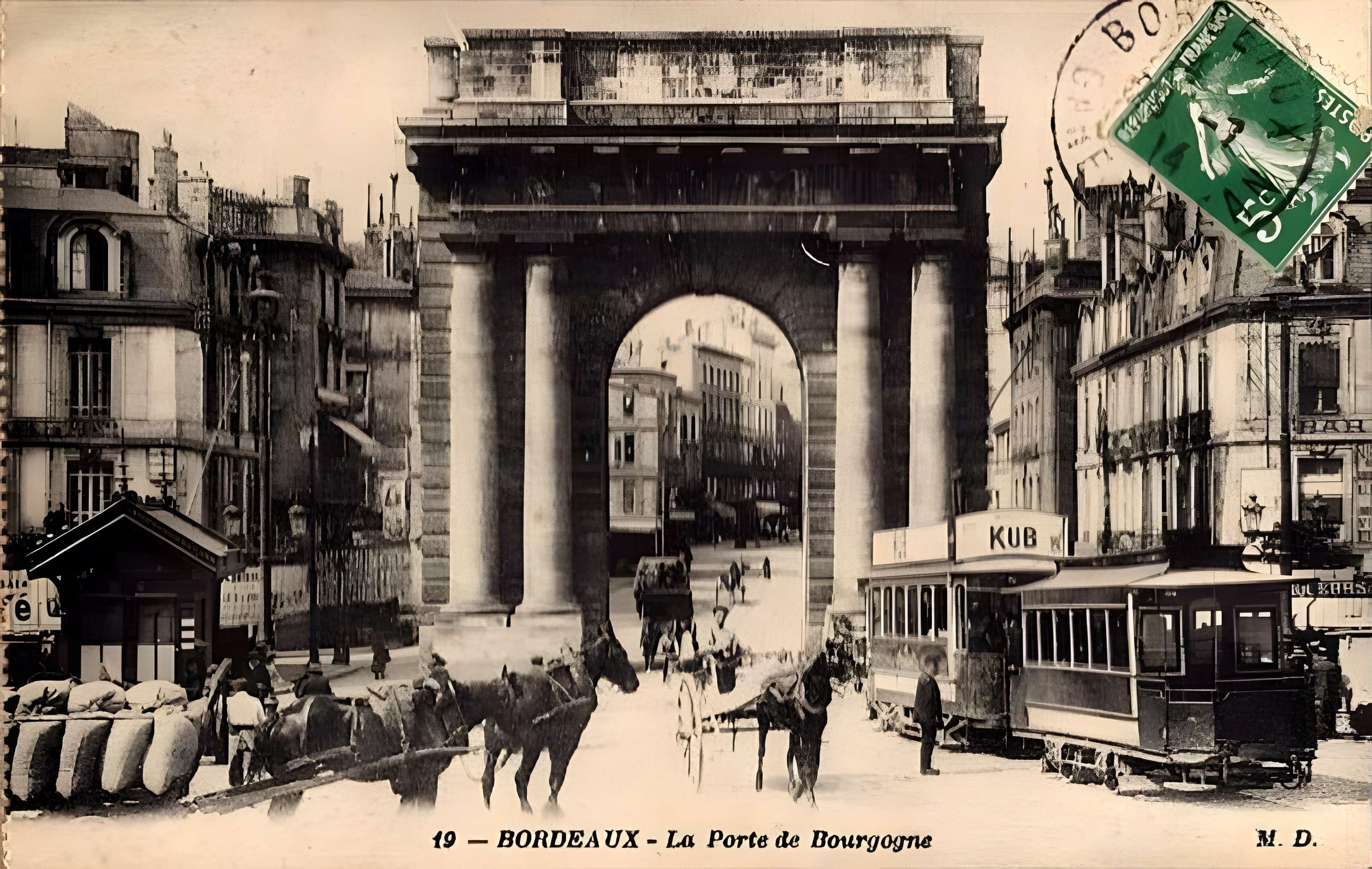 Porte de Bourgogne à Bordeaux