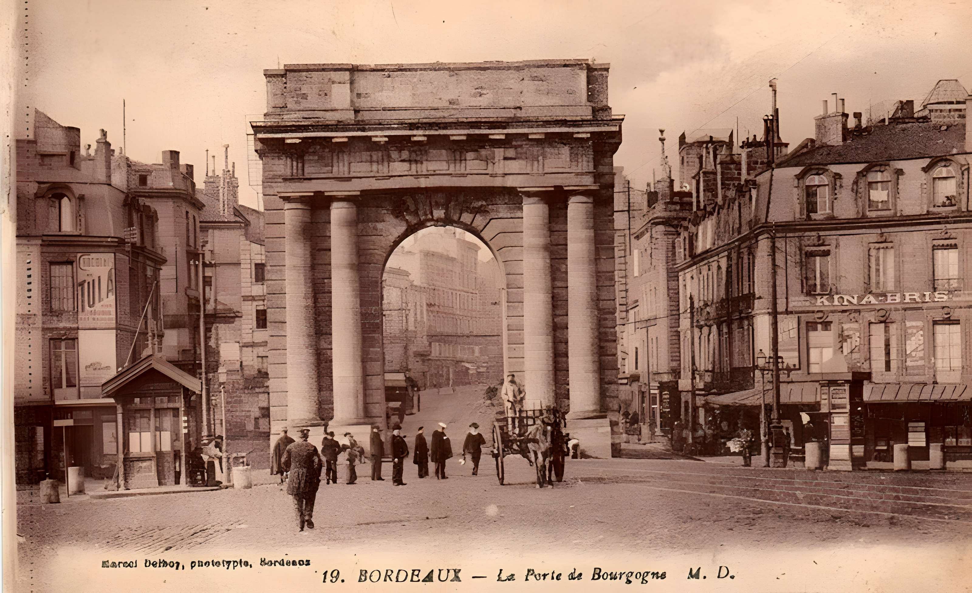 Porte de Bourgogne à Bordeaux