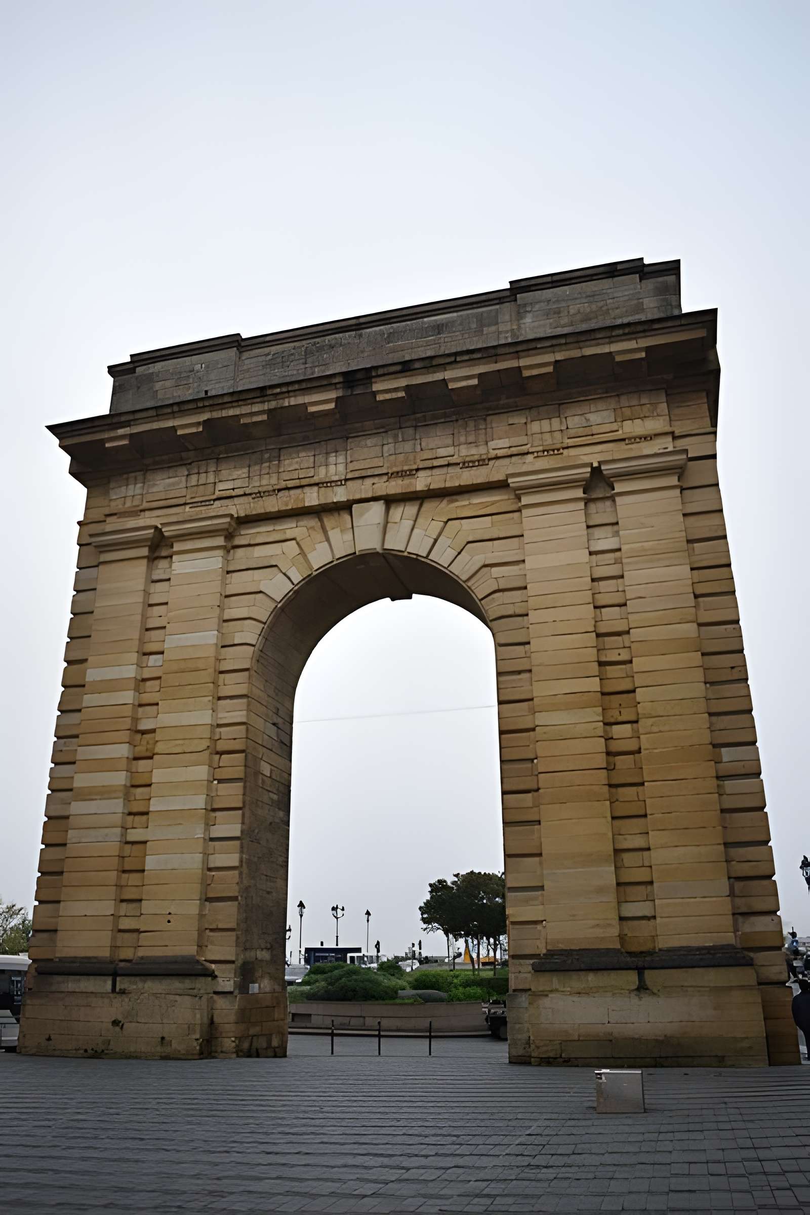 Porte de Bourgogne à Bordeaux