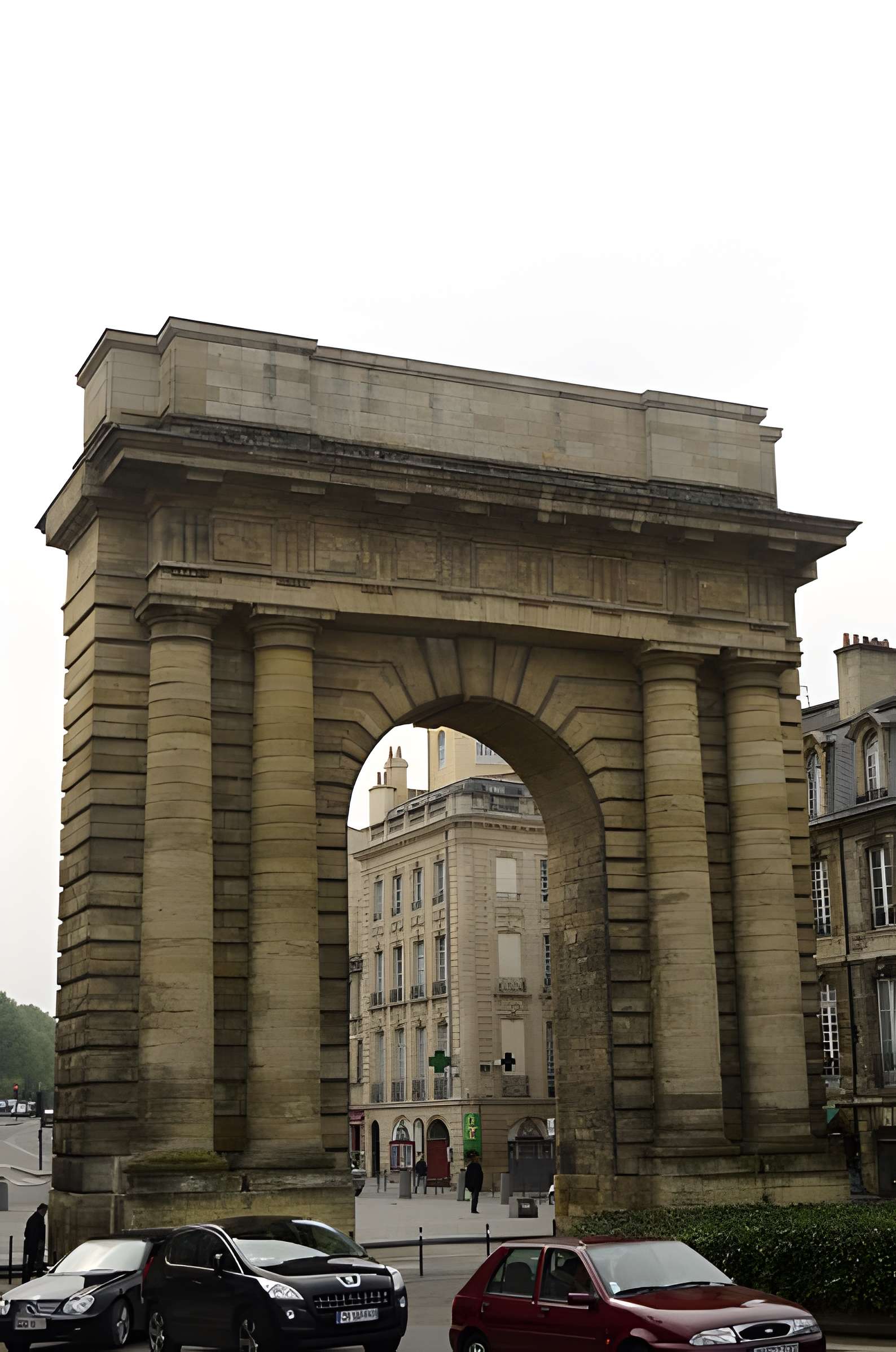 Porte de Bourgogne à Bordeaux