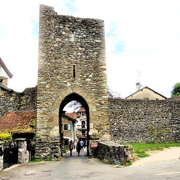 Porte de Genève à Yvoire