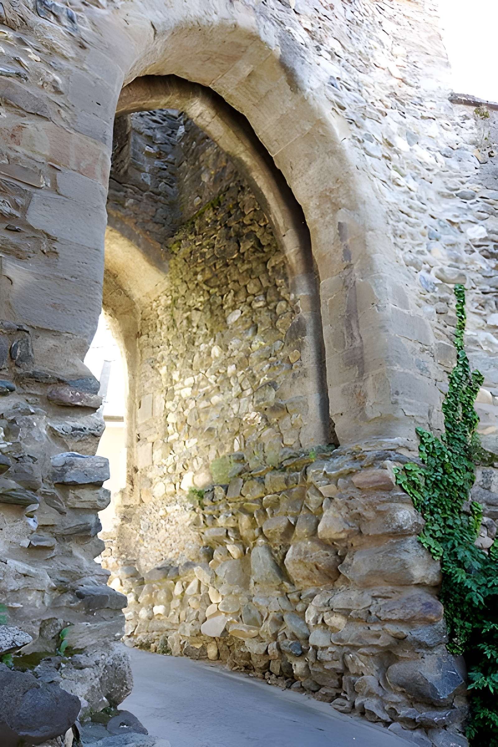 Porte de Genève à Yvoire