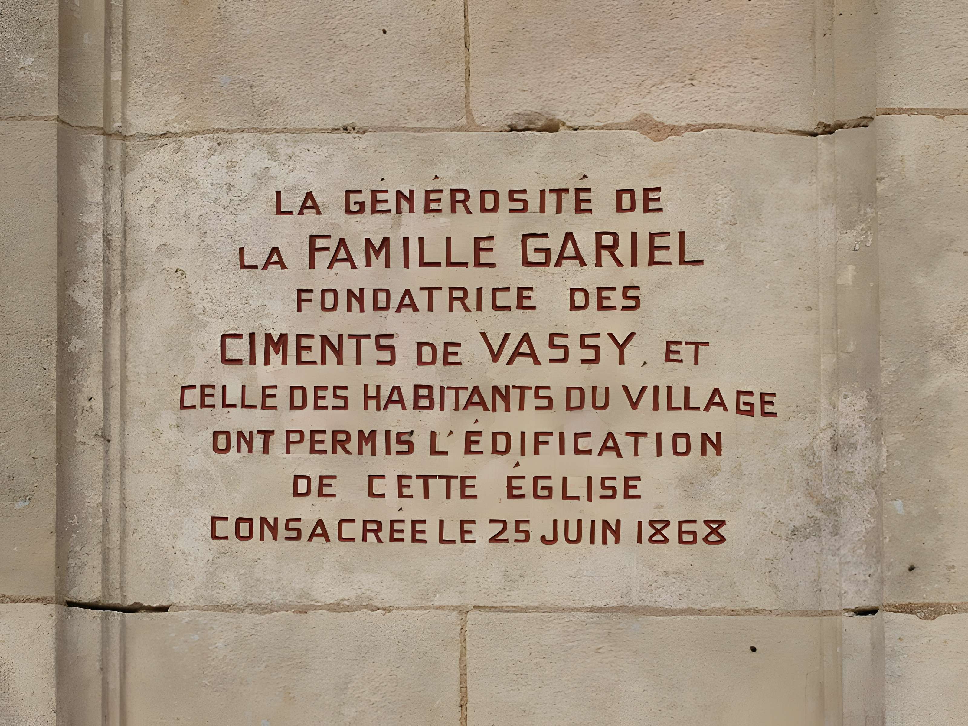 Eglise du hameau de Vassy