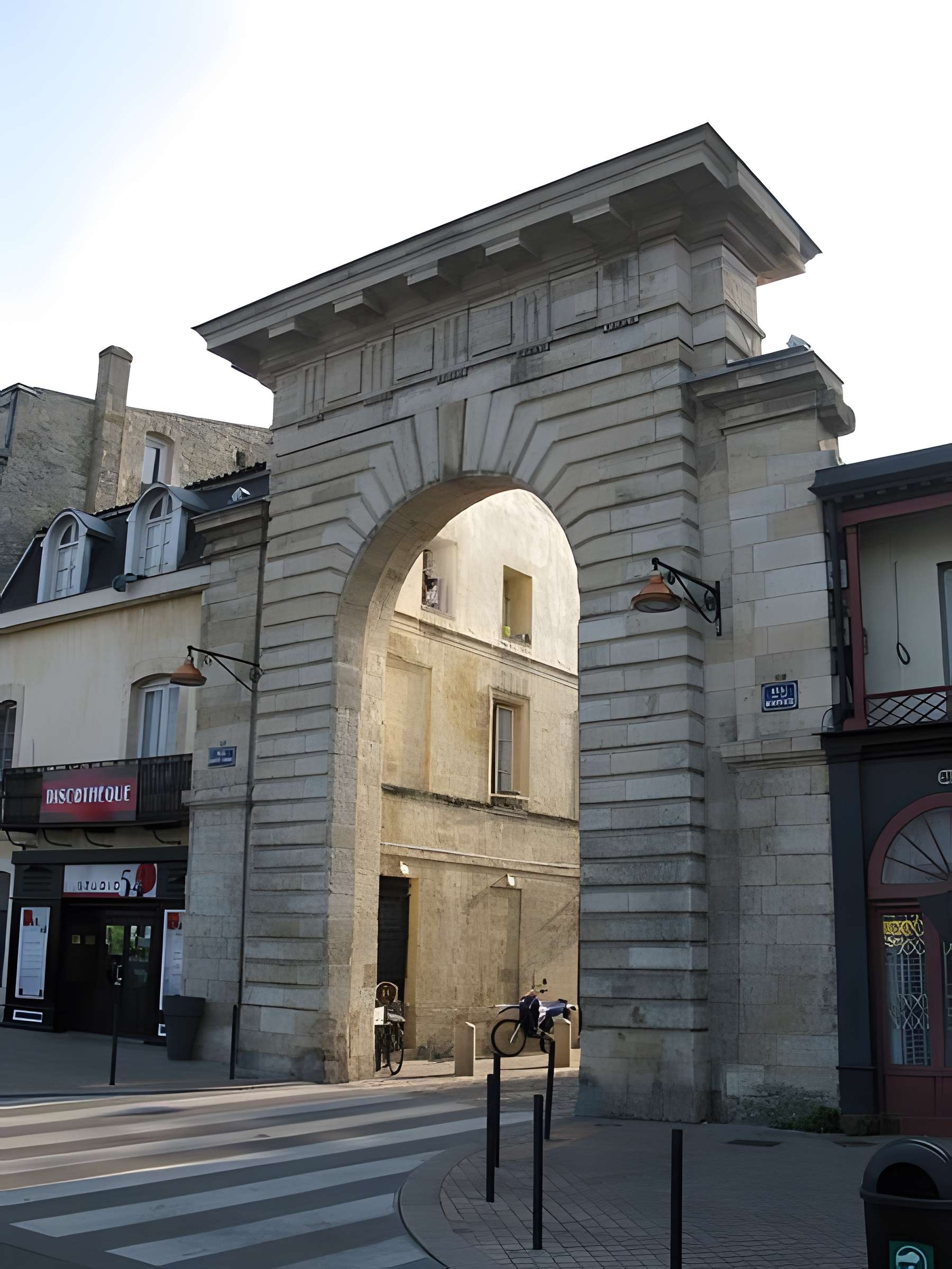 Porte de la Monnaie de Bordeaux 