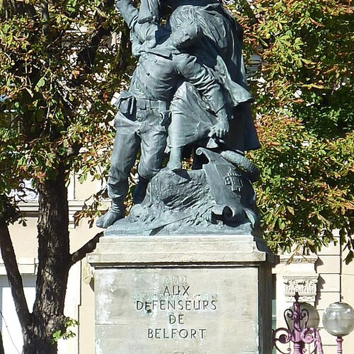 Photo de Monument Quand Même