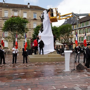 Monument Quand Même