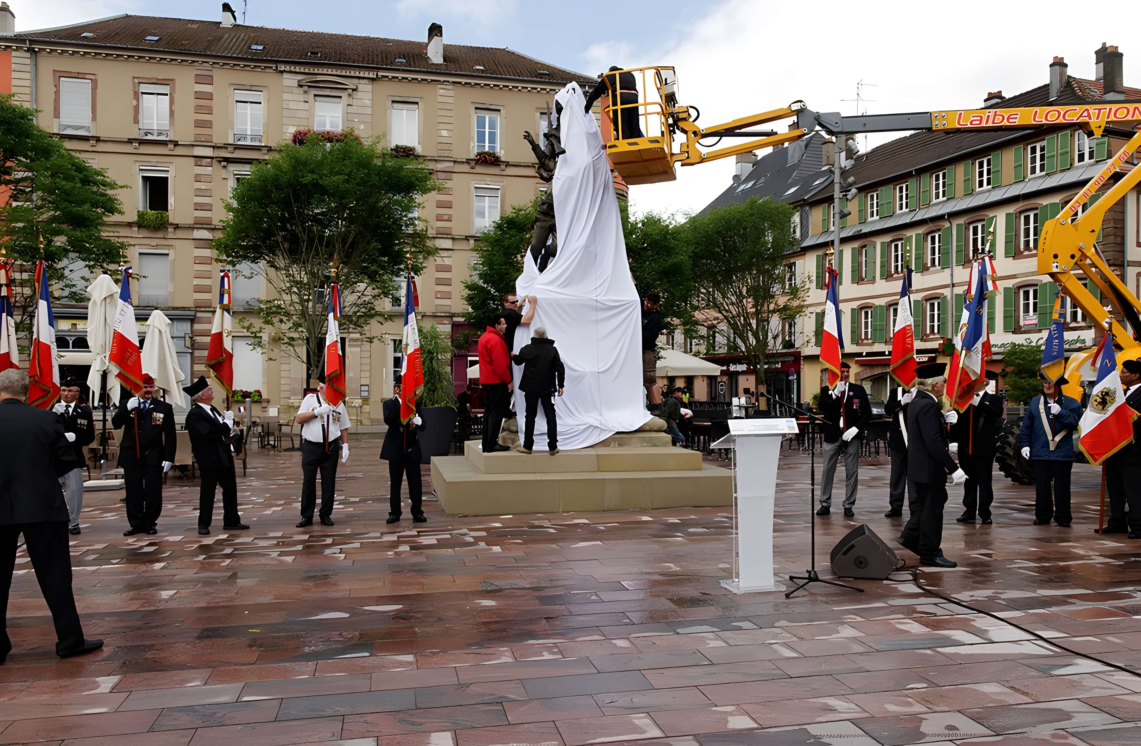 Monument Quand Même