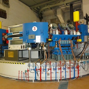 Anneau de collisions dOrsay, sis au Centre Universitaire dOrsay