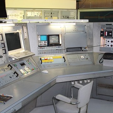 Anneau de collisions dOrsay, sis au Centre Universitaire dOrsay