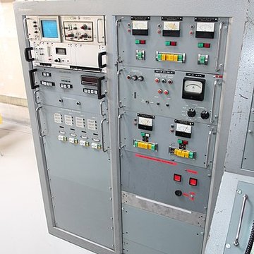 Anneau de collisions dOrsay, sis au Centre Universitaire dOrsay