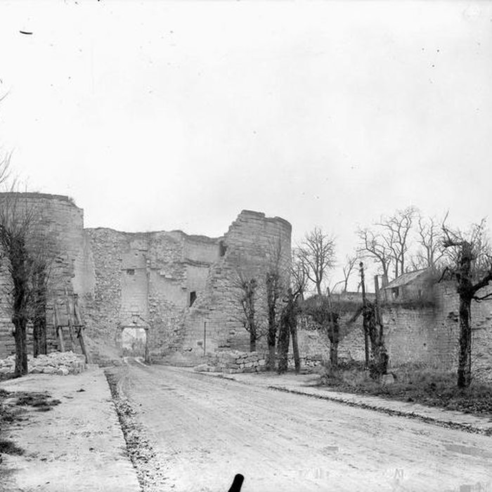 Photo de Porte de Laon à Coucy-le-Château-Auffrique