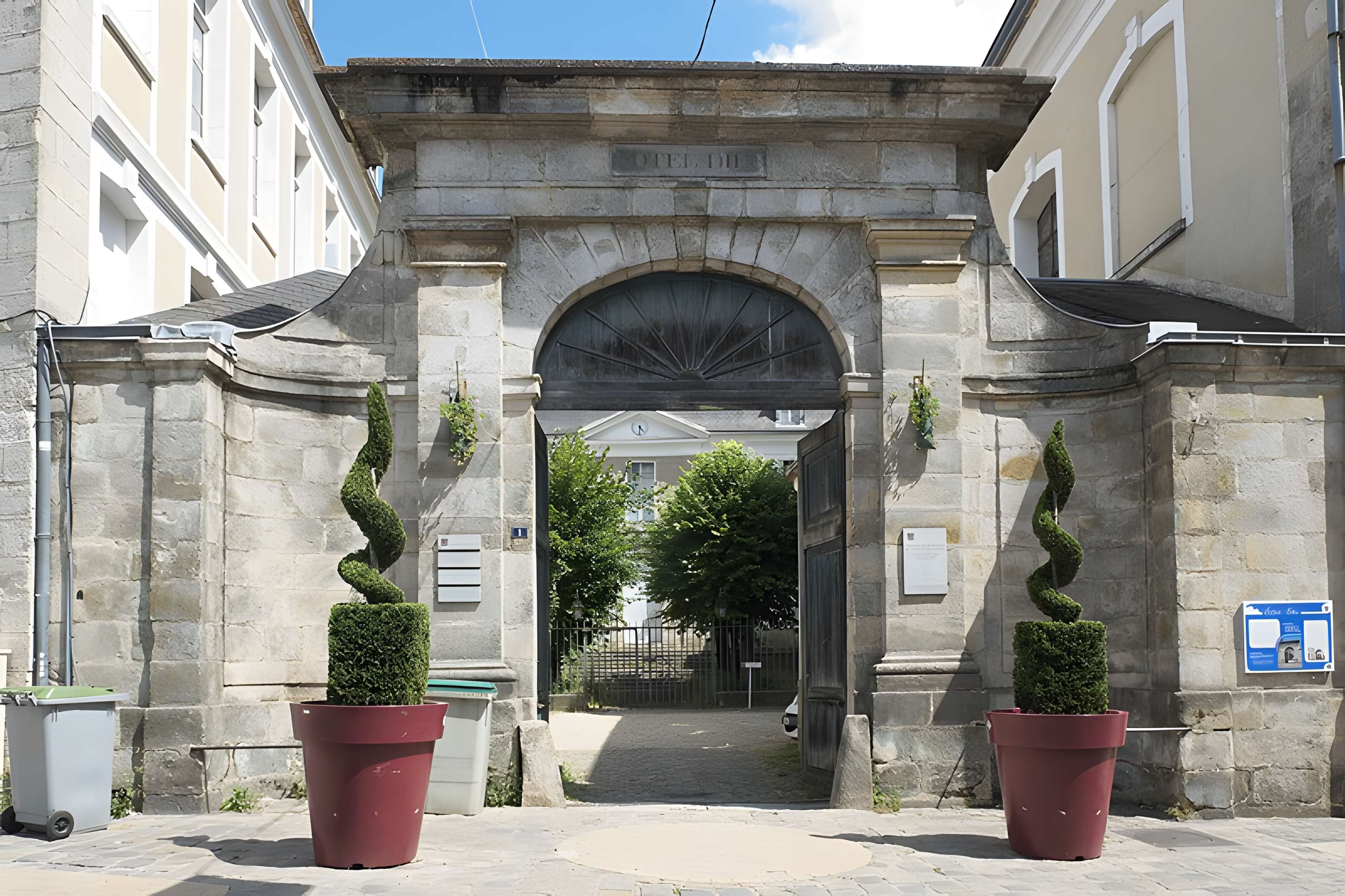 Hôtel-Dieu, actuellement centre hospitalier