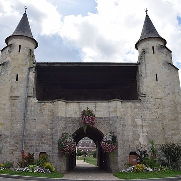 Porte de Paris à Cambrai