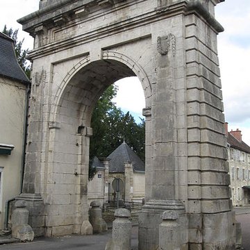 porte de paris a chatillon sur seine