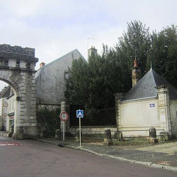 Porte de Paris à Châtillon-sur-Seine