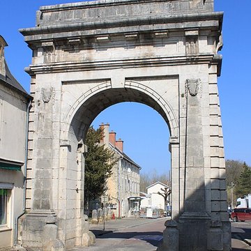 Porte de Paris à Châtillon-sur-Seine