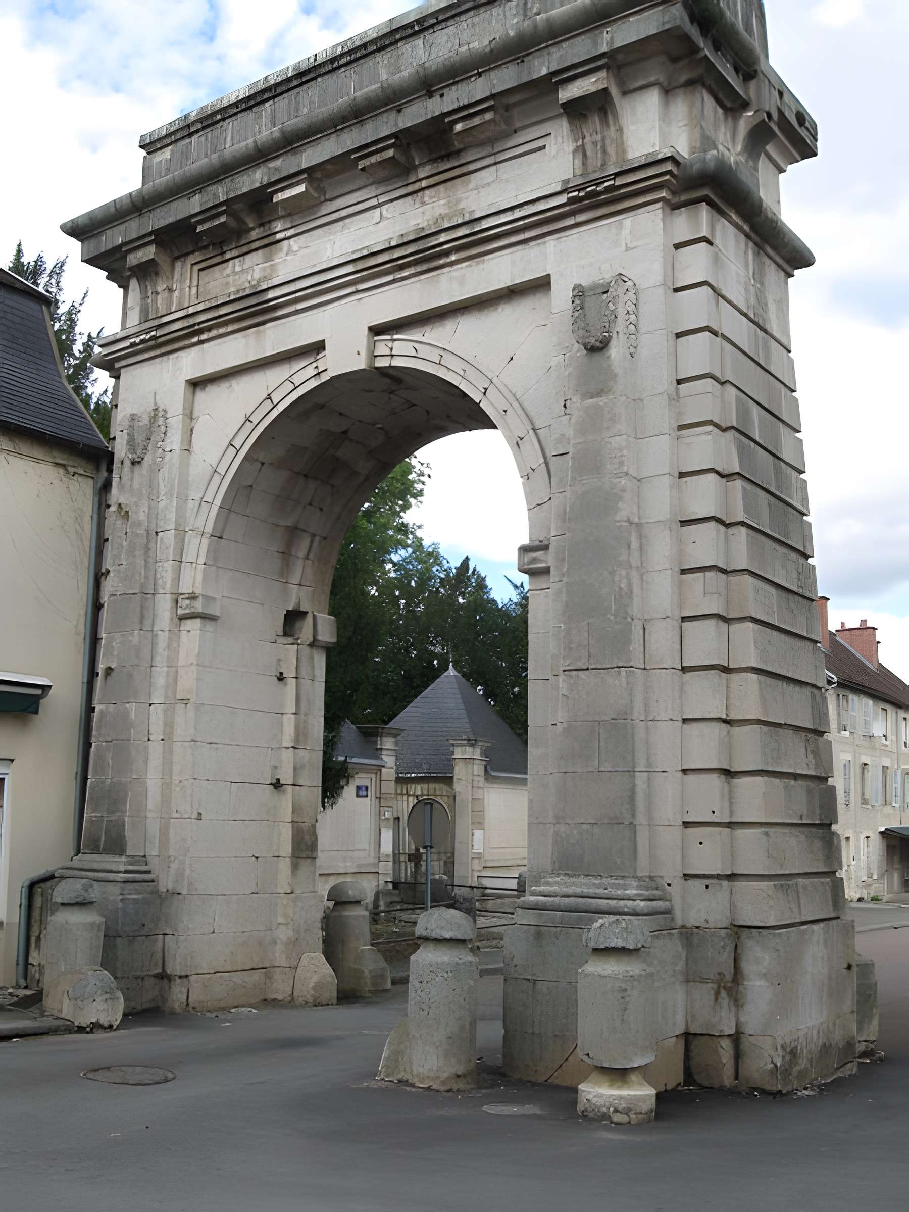 Porte de Paris à Châtillon-sur-Seine