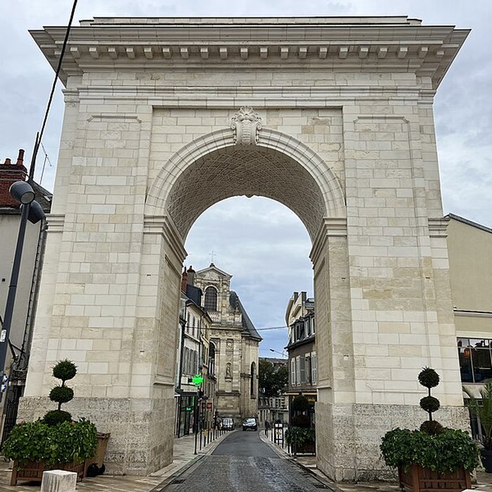 Photo de Porte de Paris à Nevers