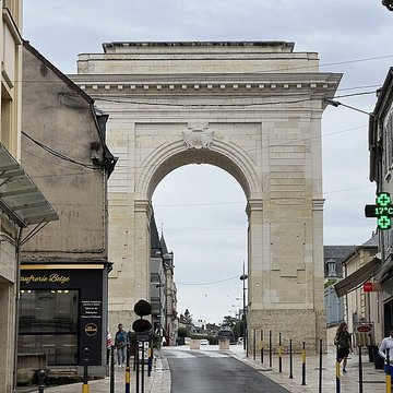 Porte de Paris à Nevers