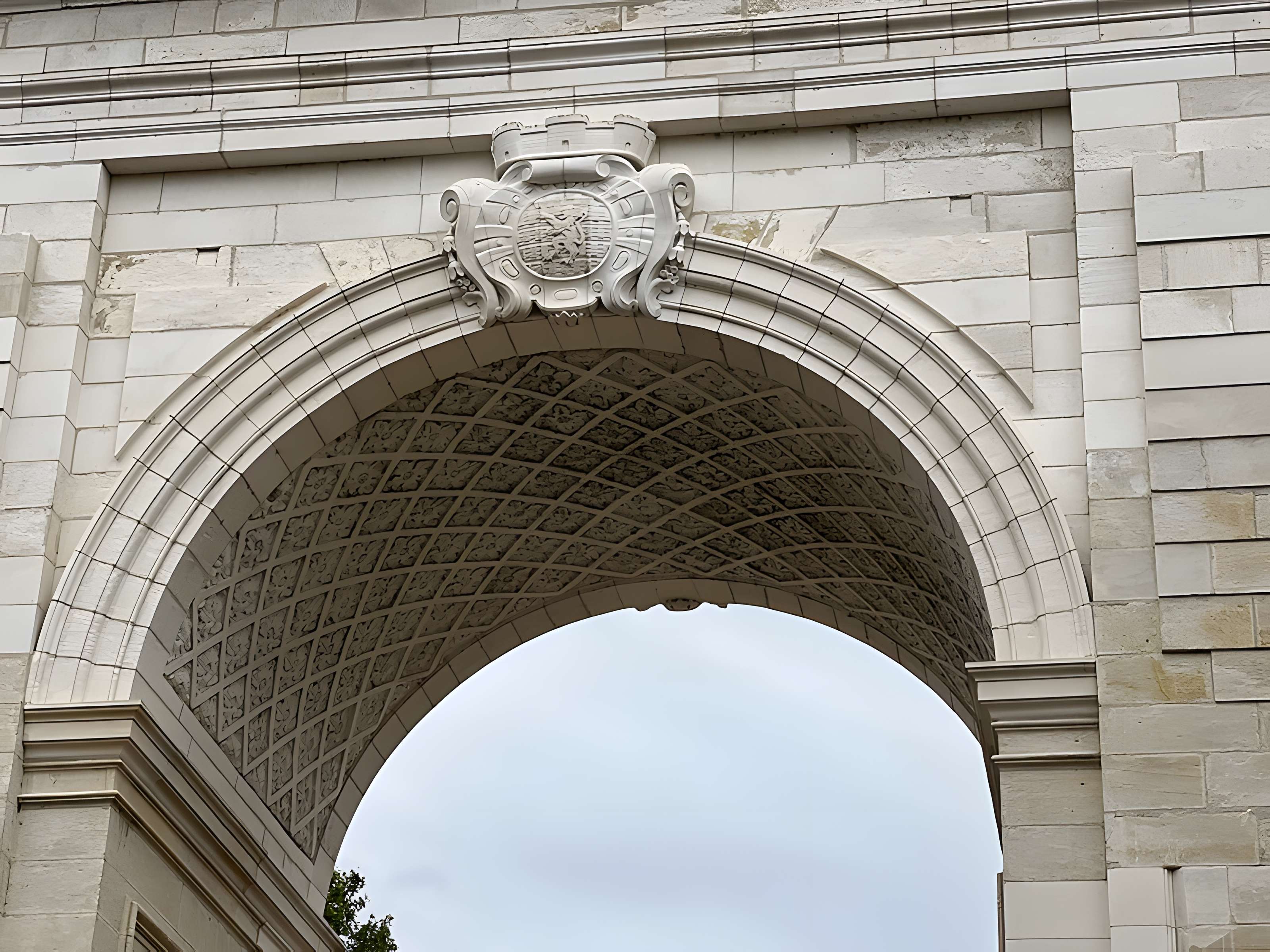 Porte de Paris à Nevers