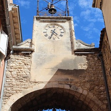 Porte de Saignon à Apt
