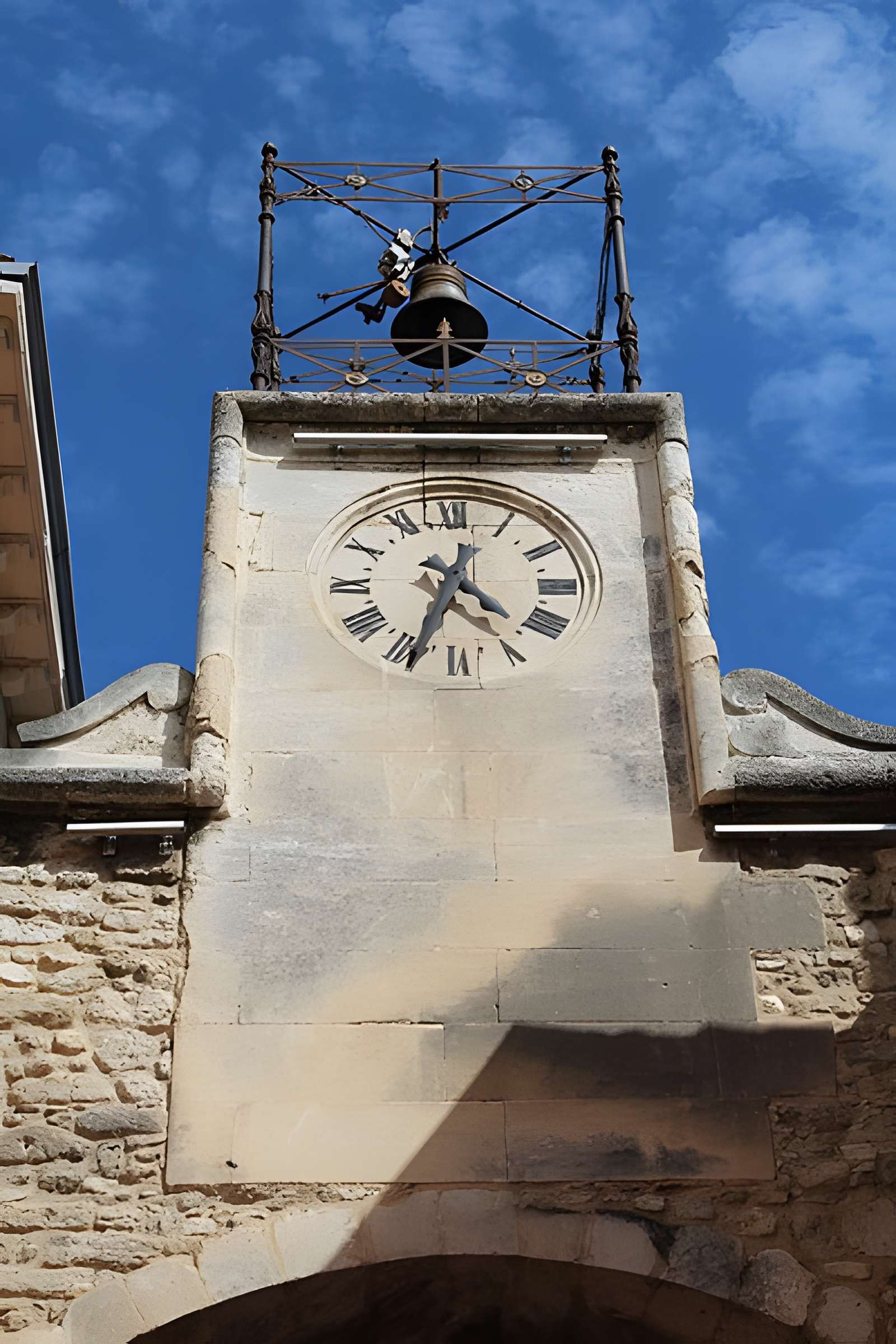 Porte de Saignon à Apt
