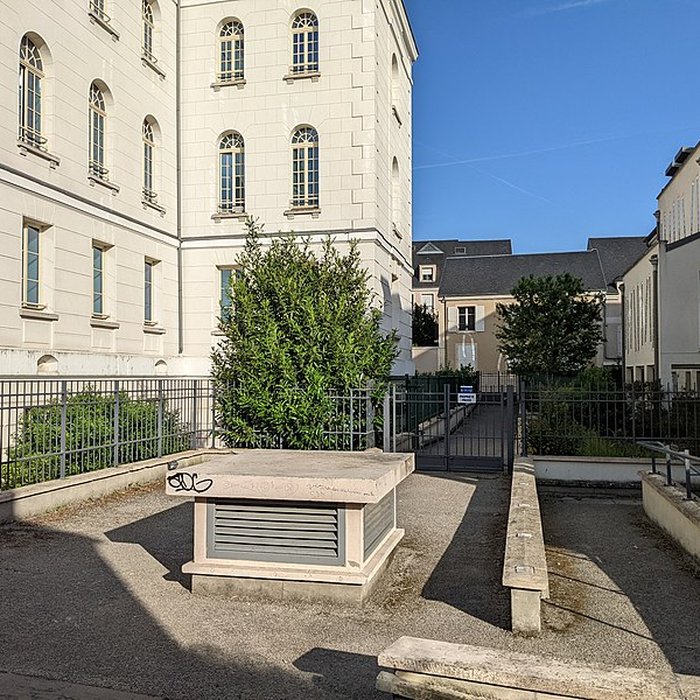 Photo de Hôtel-Dieu, actuellement centre hospitalier