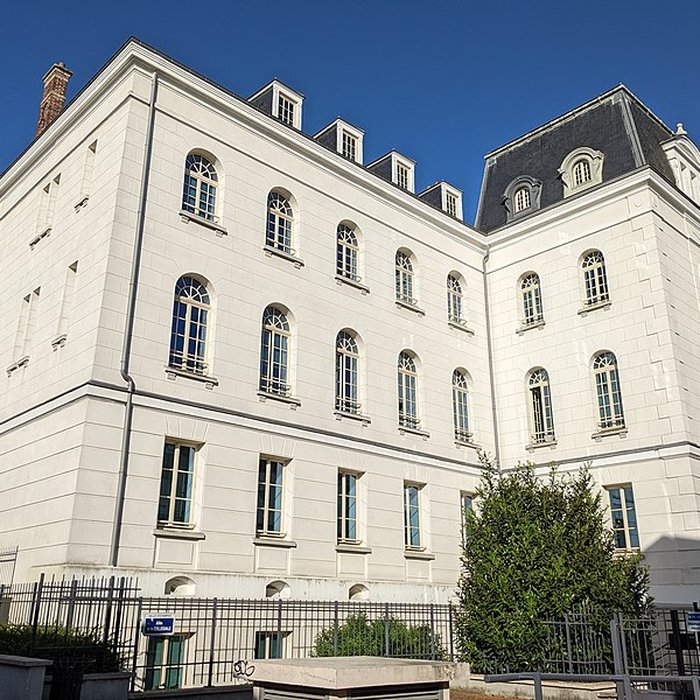 Photo de Hôtel-Dieu, actuellement centre hospitalier
