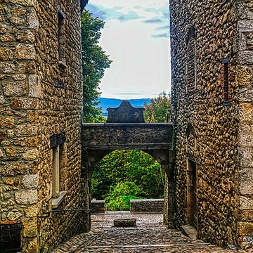 Porte dEn-Bas de Pérouges