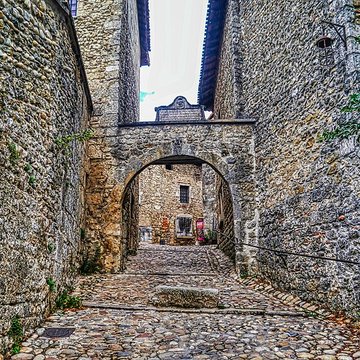 Porte dEn-Bas de Pérouges