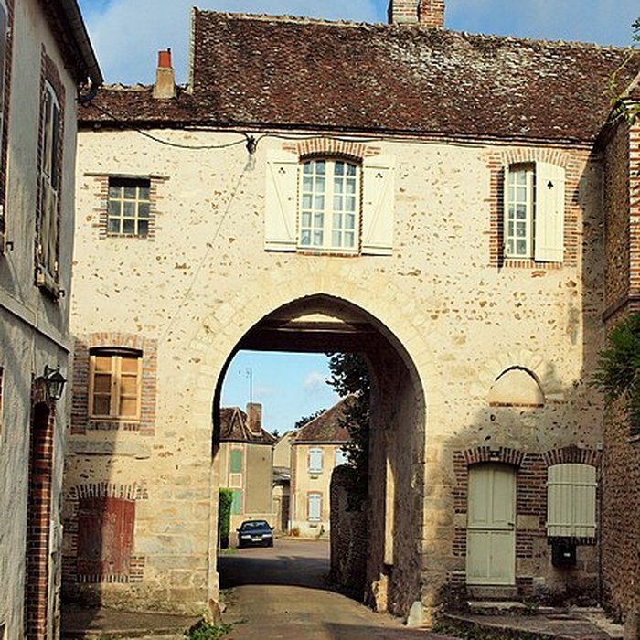 Photo de Porte denceinte de Cézy