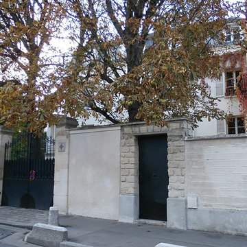 Ancien hôtel de Guines