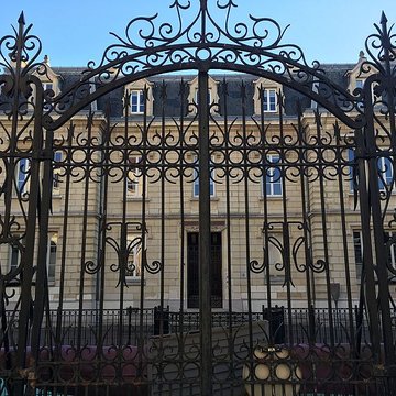 Ancienne manufacture des Tabacs