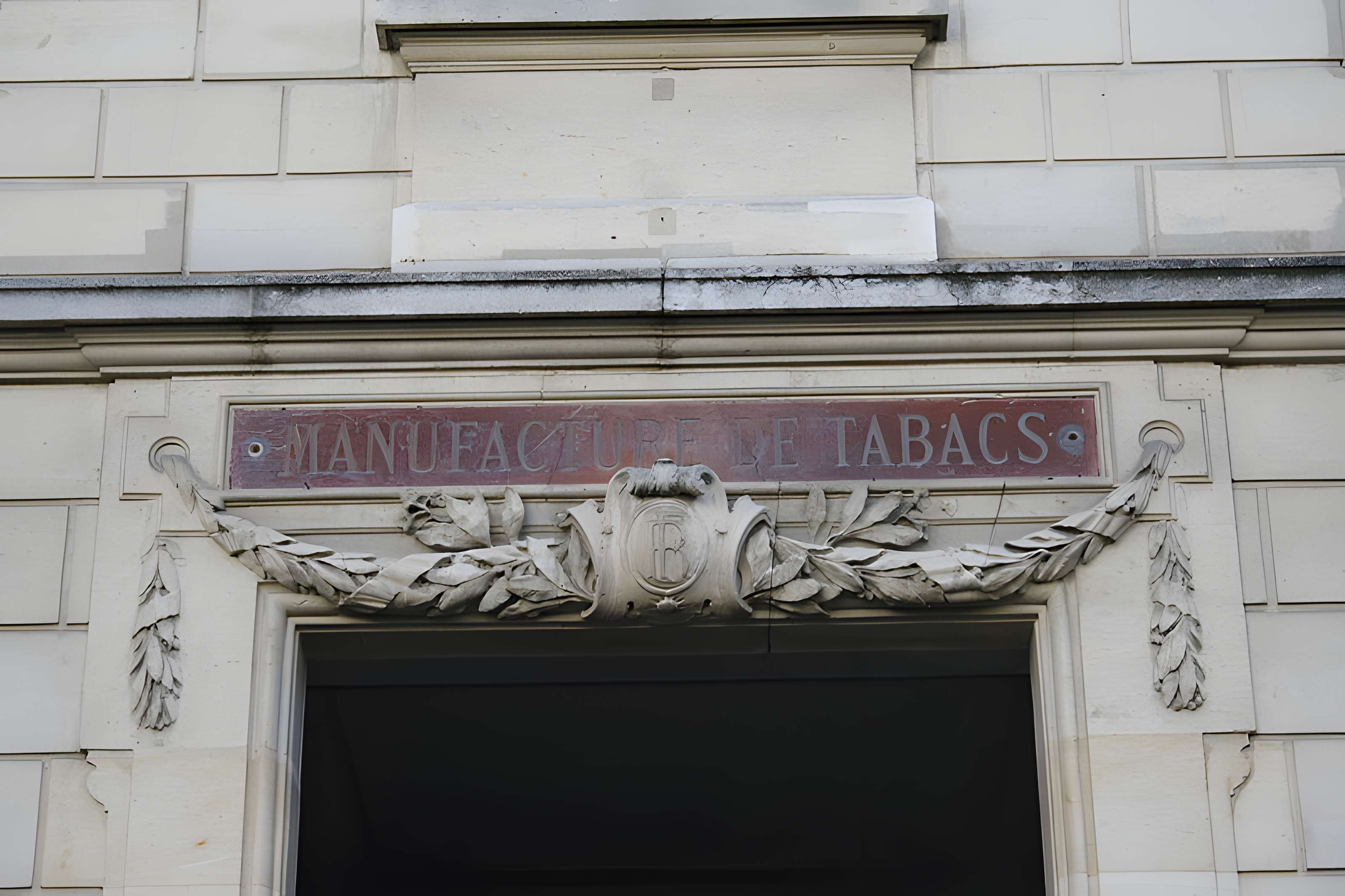 Ancienne manufacture des Tabacs