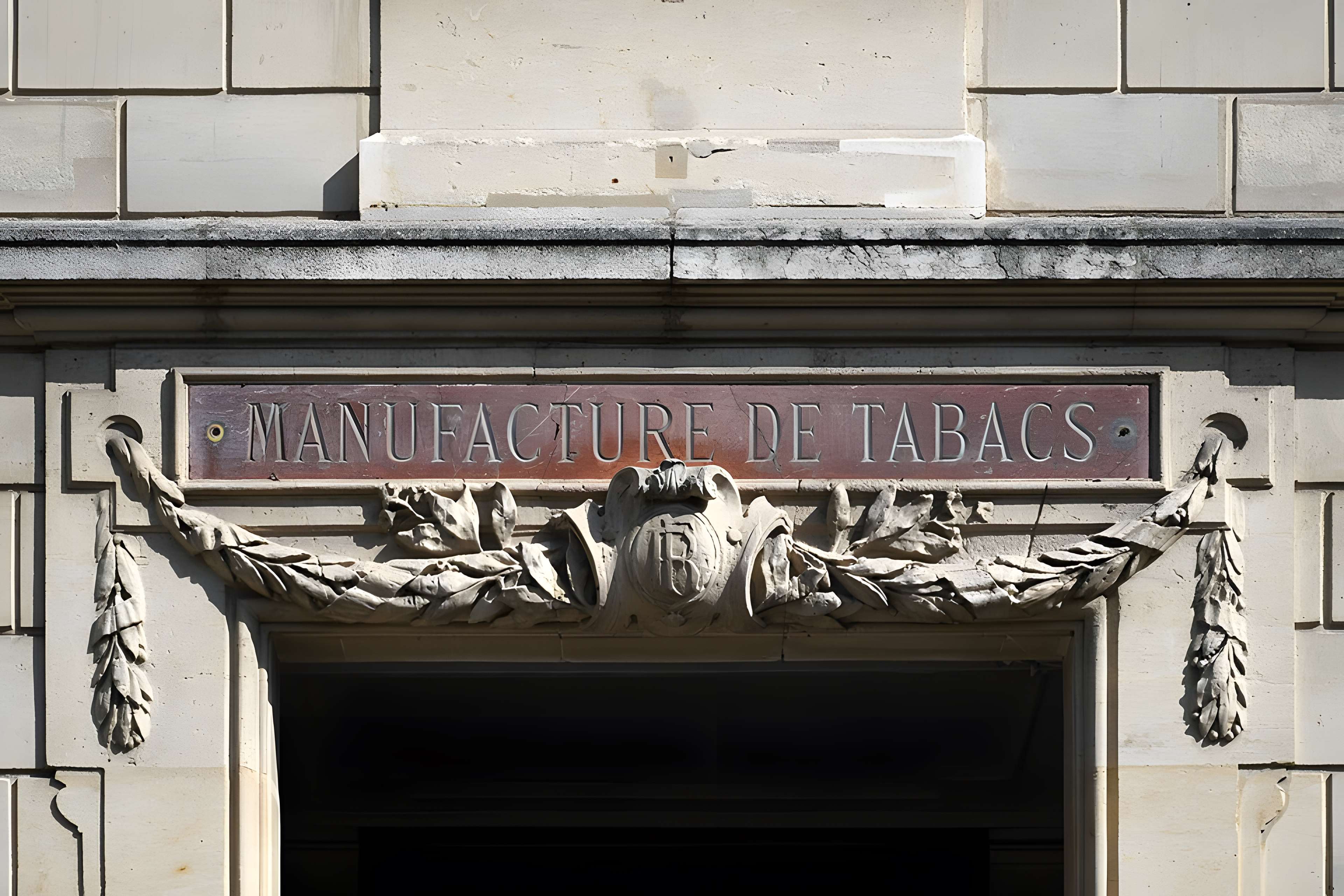 Ancienne manufacture des Tabacs