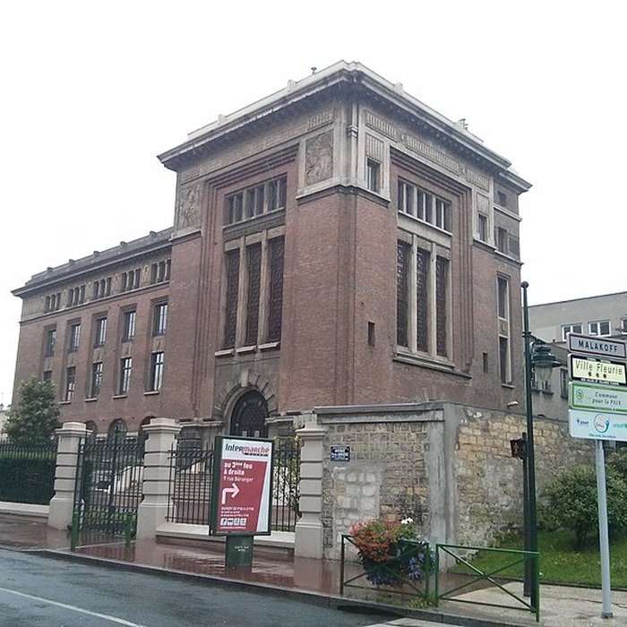 Photo de Ancienne Ecole Supérieure dÉlectricité, actuelle Faculté de droit de lUniversité René-Descartes - Paris V