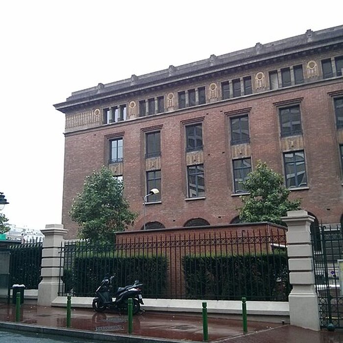 Photo de Ancienne Ecole Supérieure dÉlectricité, actuelle Faculté de droit de lUniversité René-Descartes - Paris V