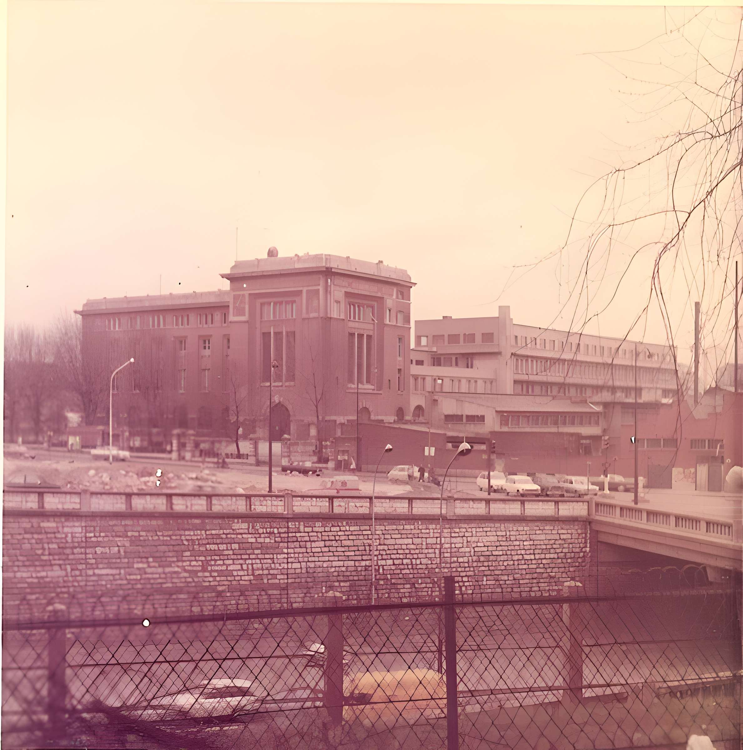 Ancienne Ecole Supérieure d'Électricité, actuelle Faculté de droit de l'Université René-Descartes - Paris V