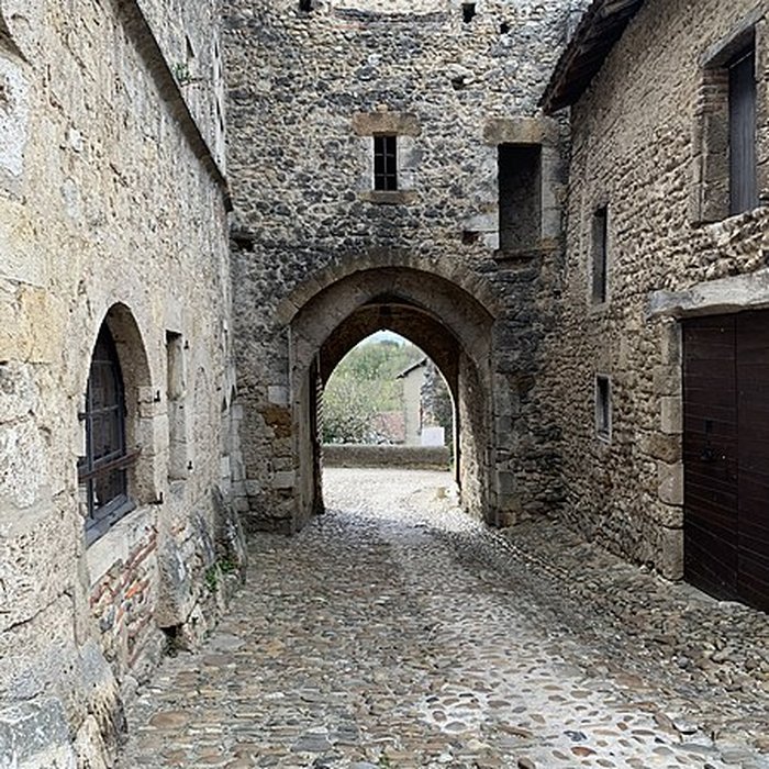 Photo de Porte dEn-Haut de Pérouges