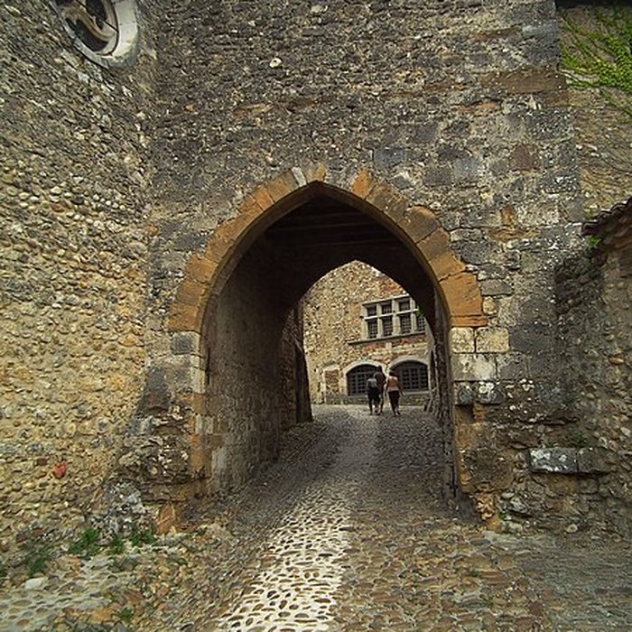Photo de Porte dEn-Haut de Pérouges