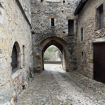 Porte dEn-Haut de Pérouges
