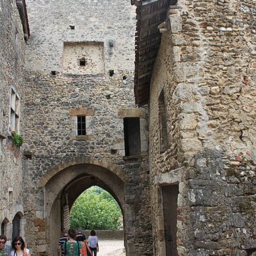 Porte dEn-Haut de Pérouges