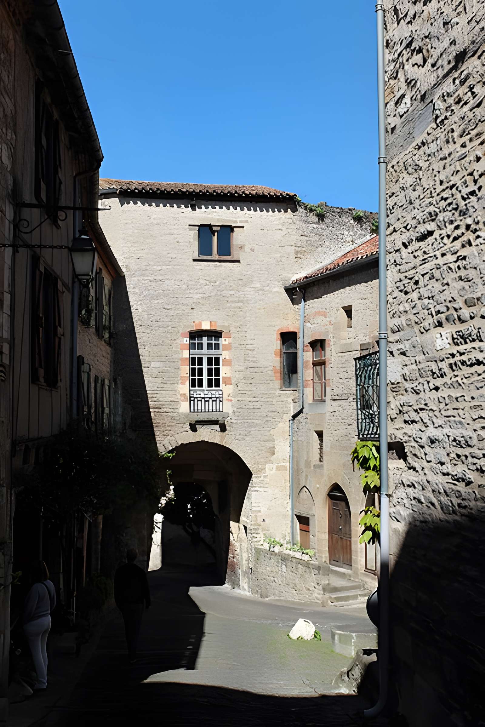 Porte des Ormeaux de Cordes-sur-Ciel