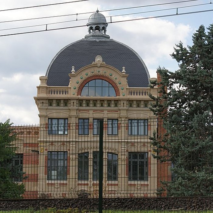 Photo de Ancienne usine du Docteur Pierre, actuellement usine Natalys