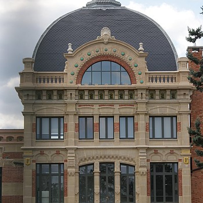 Photo de Ancienne usine du Docteur Pierre, actuellement usine Natalys