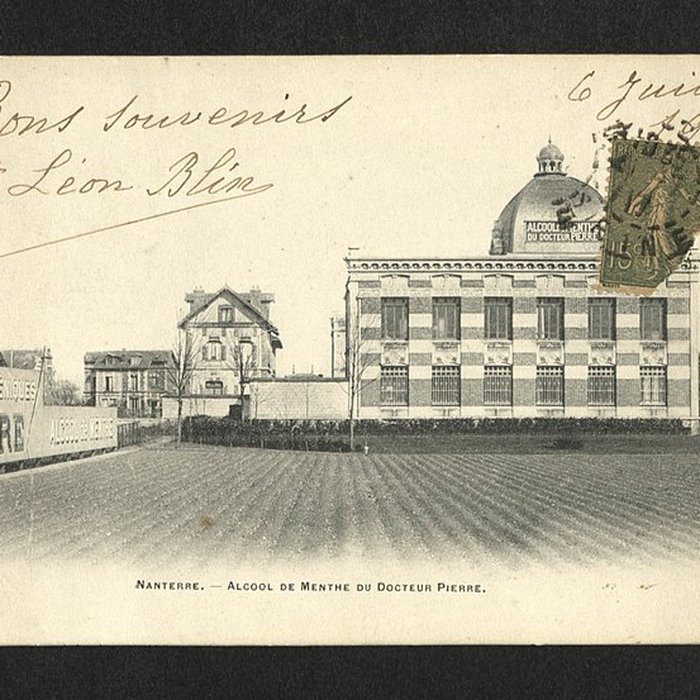 Photo de Ancienne usine du Docteur Pierre, actuellement usine Natalys