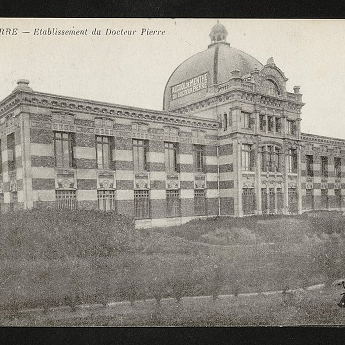 Photo de Ancienne usine du Docteur Pierre, actuellement usine Natalys